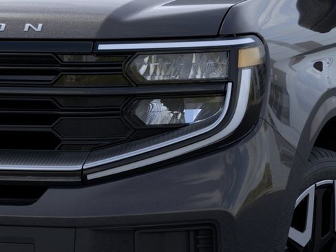 New 2026 Ford Expedition Platinum w/ Platinum Ultimate Package image 18