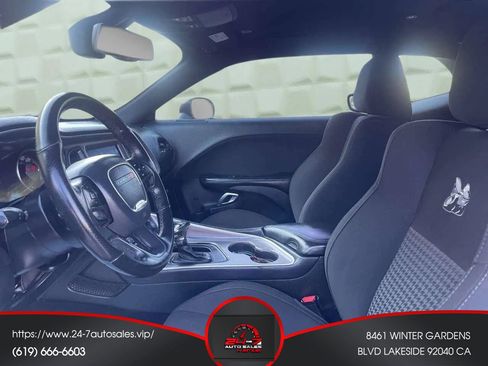 Used 2019 Dodge Challenger R/T Scat Pack image 14