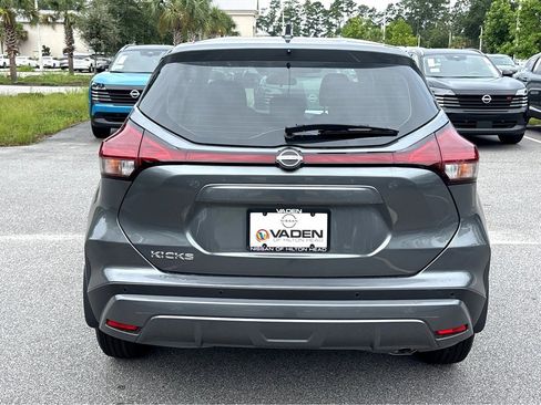 New 2025 Nissan Kicks Play S image 28