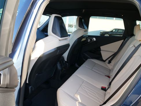 New 2026 BMW X3 xDrive30 w/ M Sport Package image 15