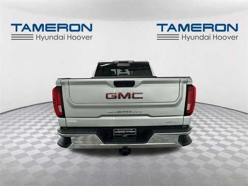 Used 2019 GMC Sierra 1500 SLT image 4