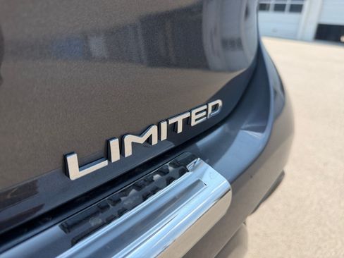 Used 2023 Toyota Highlander Limited AWD/4WD image 24