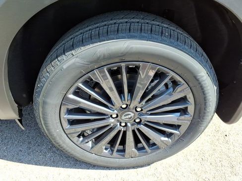 New 2026 Nissan Pathfinder SL AWD/4WD image 4