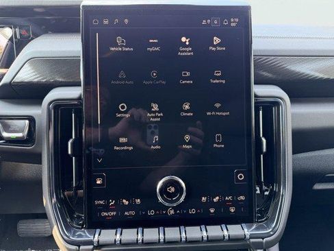 Used 2026 GMC Yukon AT4 w/ AT4 Premium Plus Package AWD/4WD image 24