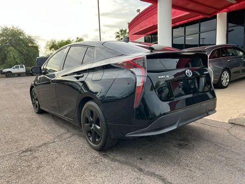 Used 2016 Toyota Prius Three Touring FWD image 3