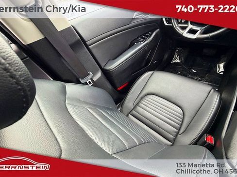 Used 2023 Kia Sportage SX image 10