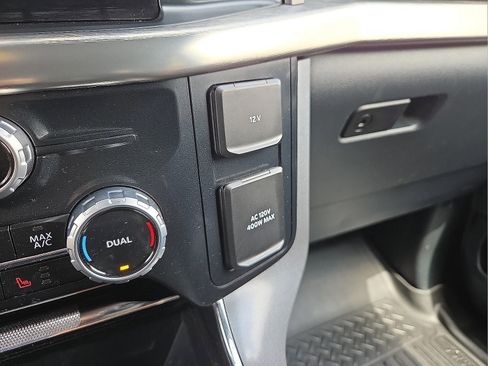 Used 2023 Ford F150 Lariat AWD/4WD image 20