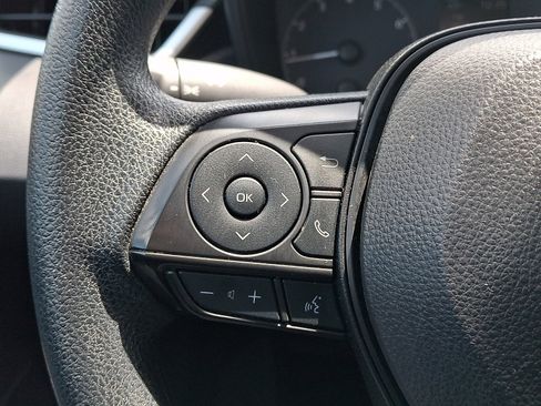 Used 2024 Toyota Corolla LE FWD image 19