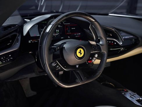 Used 2022 Ferrari SF90 Stradale image 46