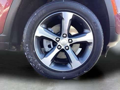Used 2023 Jeep Grand Cherokee 4WD 4xe image 36