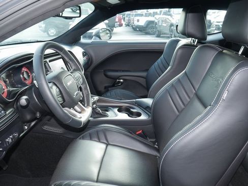 Used 2023 Dodge Challenger SRT Hellcat image 2