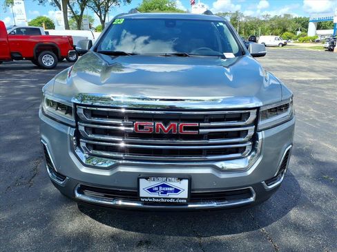 Used 2023 GMC Acadia SLE w/ Driver Convenience Package AWD/4WD image 2