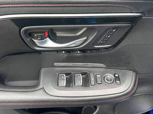 Certified 2025 Acura ADX A-Spec image 18