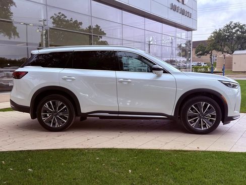 New 2026 INFINITI QX60 Luxe w/ Cargo Package AWD/4WD image 5