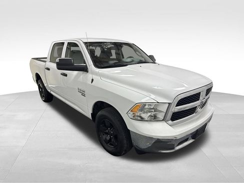 Used 2023 RAM 1500 Classic SLT w/ Trailer & Traction Group AWD/4WD image 4