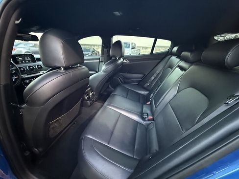 Used 2021 Kia Stinger GT image 32