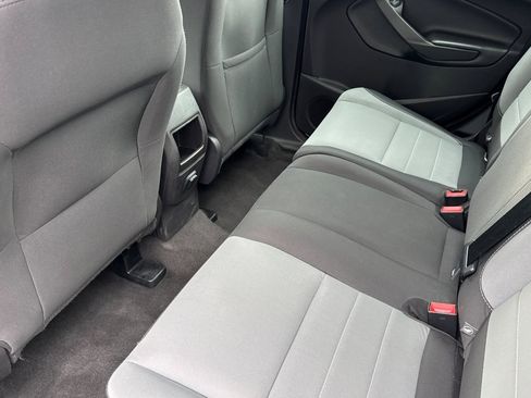 Used 2019 Ford Escape S image 13