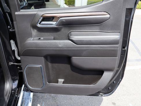 Used 2022 Chevrolet Silverado 1500 LT image 33