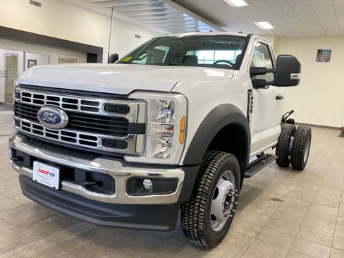 New 2026 Ford F550 4x4 Regular Cab Super Duty image 4