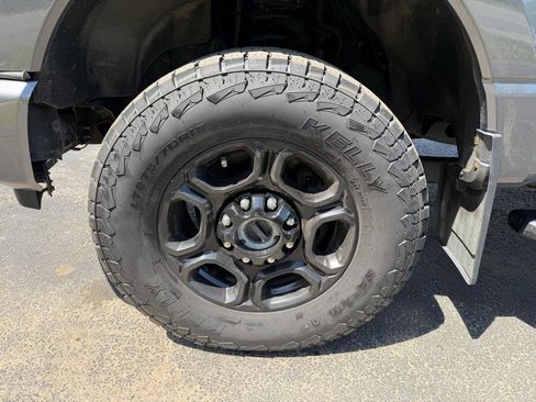 Used 2023 Ford F250 XLT w/ XLT Premium Package AWD/4WD image 22