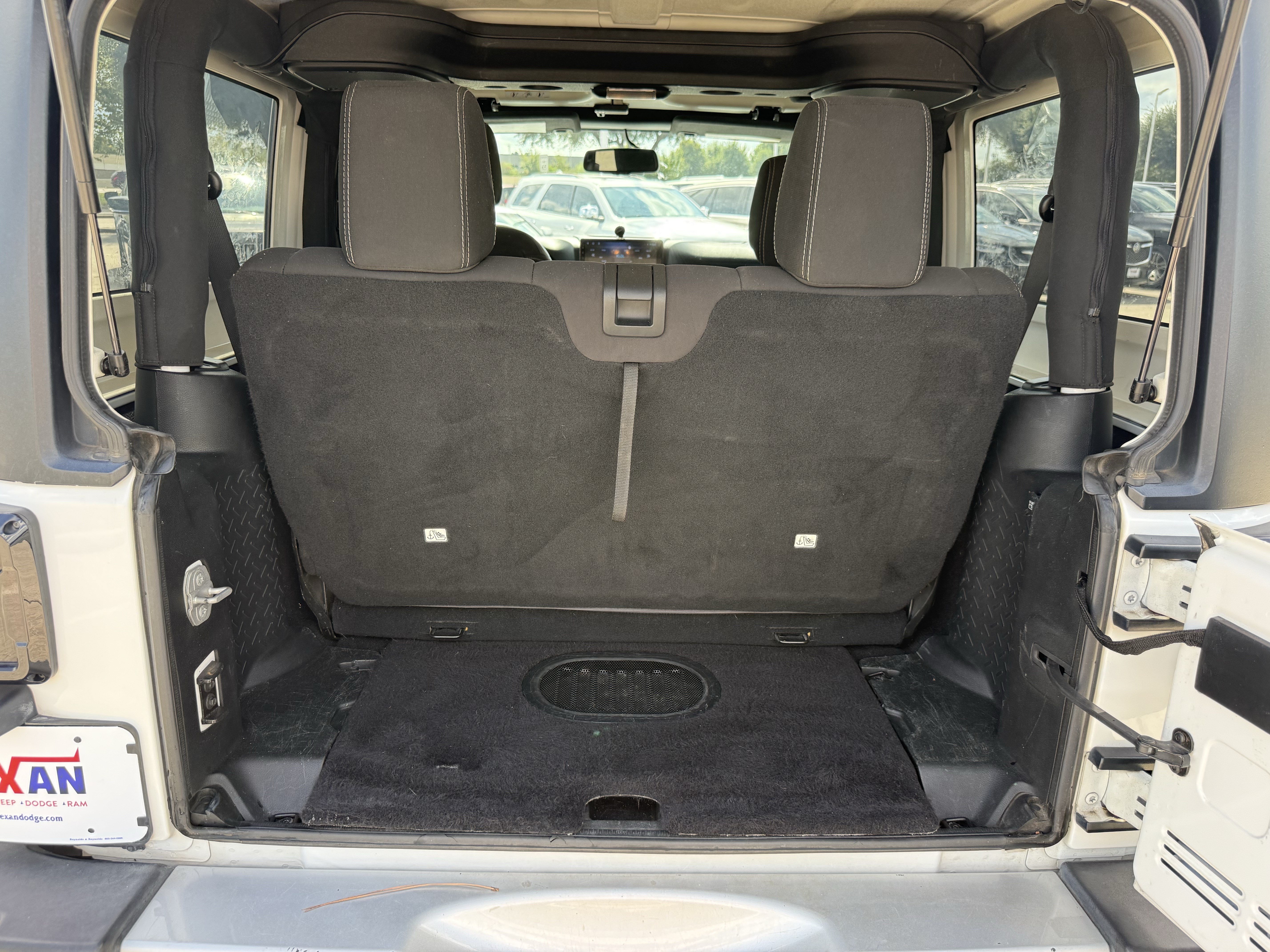 Used 2015 Jeep Wrangler Sahara w/ Trailer Tow Group AWD/4WD image 26