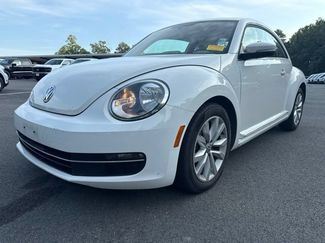 Used 2014 Volkswagen Beetle TDI FWD video 1