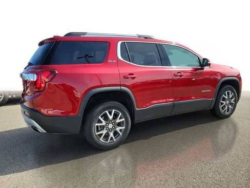 Used 2023 GMC Acadia SLE w/ Driver Convenience Package image 4