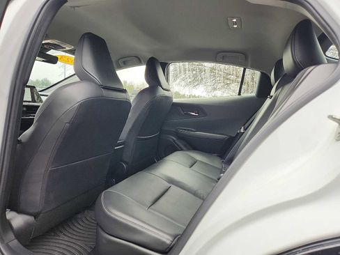 Used 2023 Toyota Prius XLE image 10