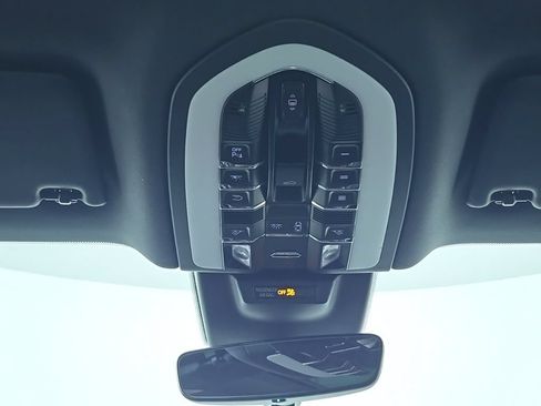Certified 2023 Porsche Macan Turbo AWD/4WD image 26