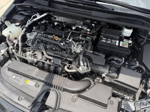 Used 2021 Toyota Corolla SE FWD image 33