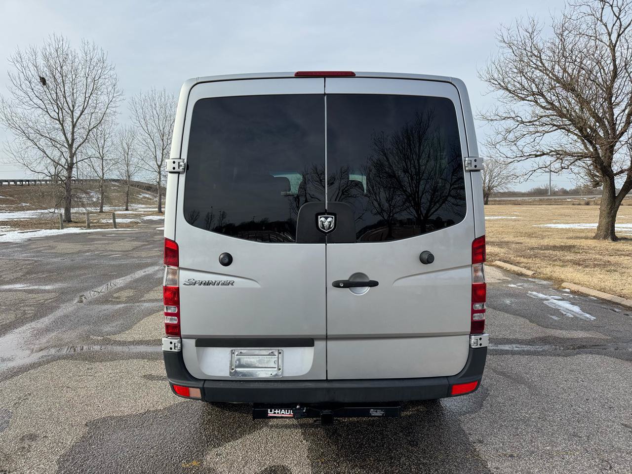 Used 2007 Dodge Sprinter 2500 w/ Cooling Group RWD image 7