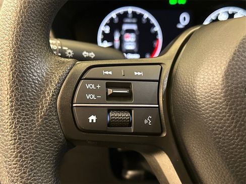 Certified 2026 Honda HR-V LX image 30