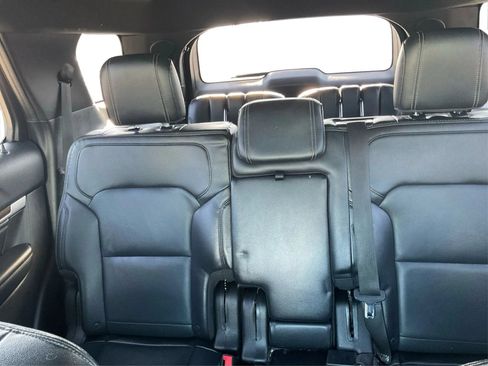Used 2016 Ford Explorer Limited FWD image 14