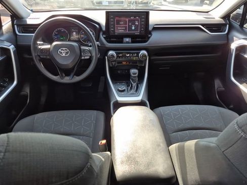 Used 2021 Toyota RAV4 XLE w/ Carpet Mat Package (TMS) AWD/4WD image 17