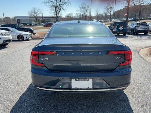 Used 2023 Volvo S90 B6 Ultimate image 10