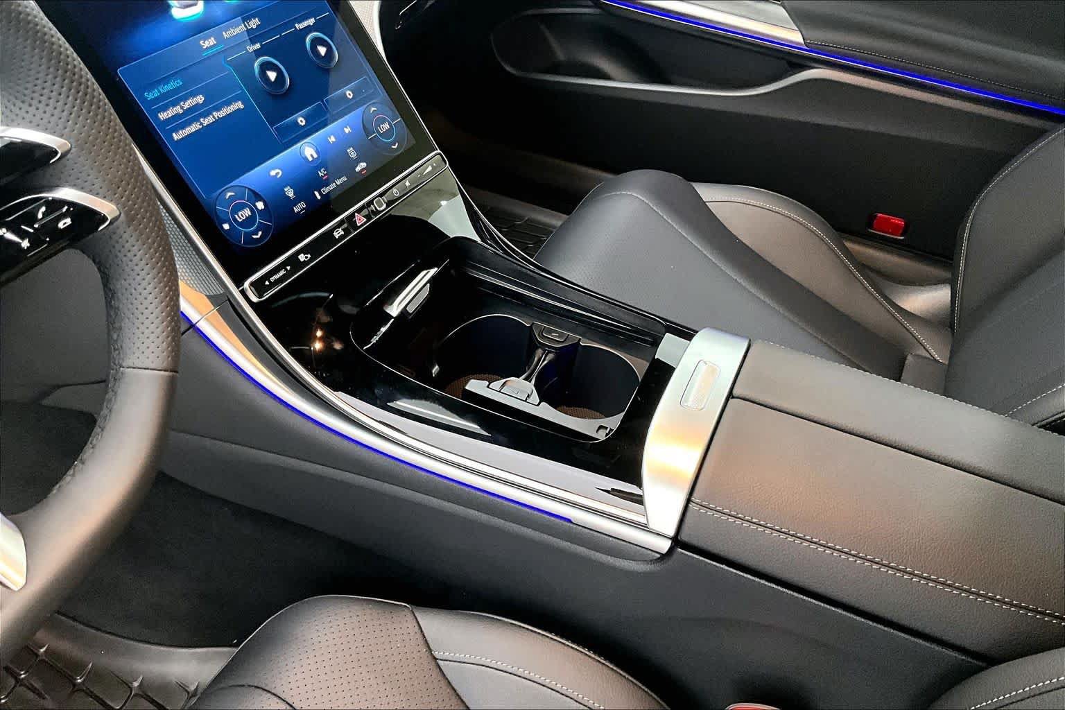 New 2026 Mercedes-Benz CLE 450 4MATIC Coupe image 7