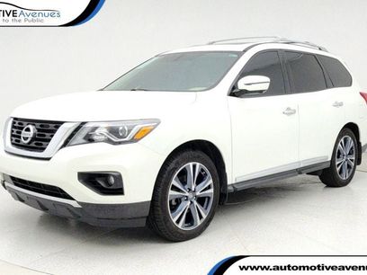 Used 2019 Nissan Pathfinder Platinum w/ Cargo Package