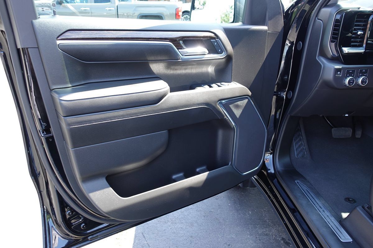 Used 2024 GMC Sierra 1500 Elevation AWD/4WD image 15