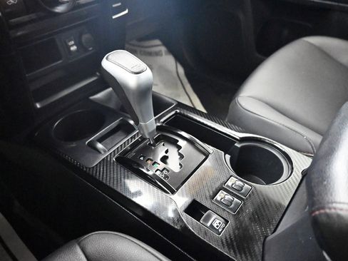 Used 2019 Toyota 4Runner TRD Off-Road Premium image 13