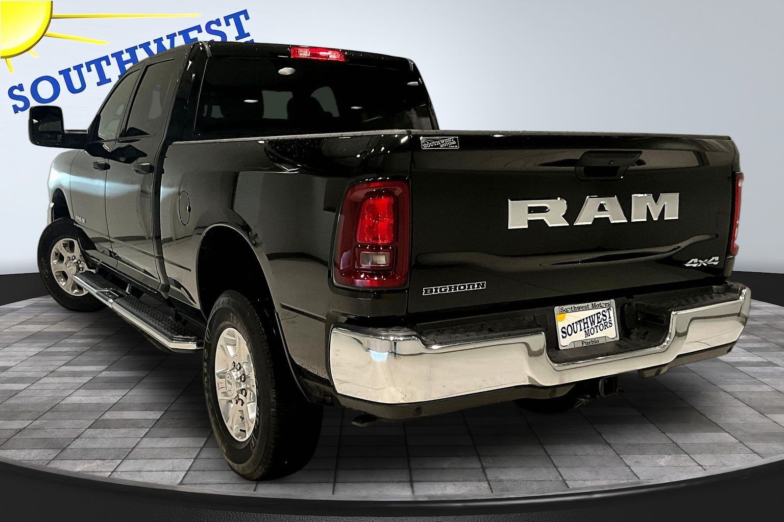 Used 2026 RAM 2500 Big Horn AWD/4WD image 4