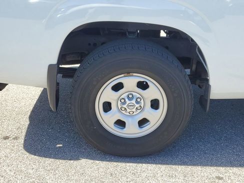 Used 2022 Nissan Frontier S w/ Technology Package image 5