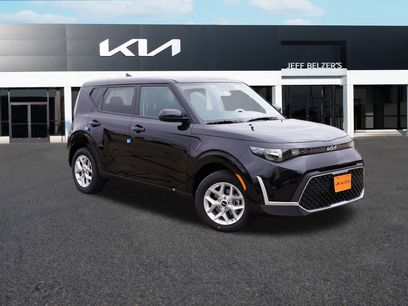 New 2025 Kia Soul LX