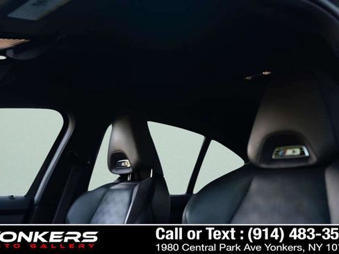 Used 2022 BMW M3 Competition w/ M Carbon Exterior Package image 34