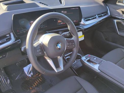 New 2026 BMW X1 xDrive28i w/ Technology Package AWD/4WD image 4