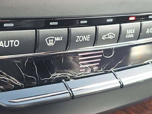 Used 2013 Mercedes-Benz E 550 Cabriolet image 8