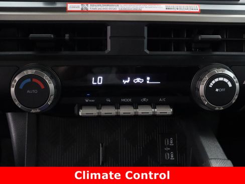 Certified 2025 Toyota Tacoma TRD Off-Road image 19