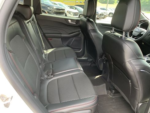 Used 2025 Ford Escape ST-Line Elite AWD/4WD image 41