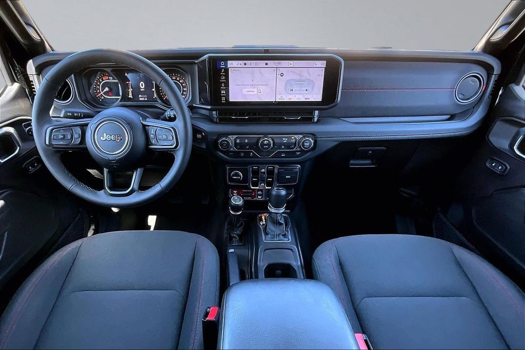Certified 2025 Jeep Wrangler Unlimited Rubicon w/ Convenience Group AWD/4WD image 8