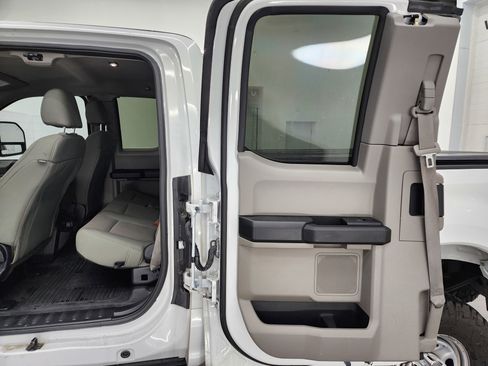 Used 2019 Ford F250 XL w/ XL Value Package image 36