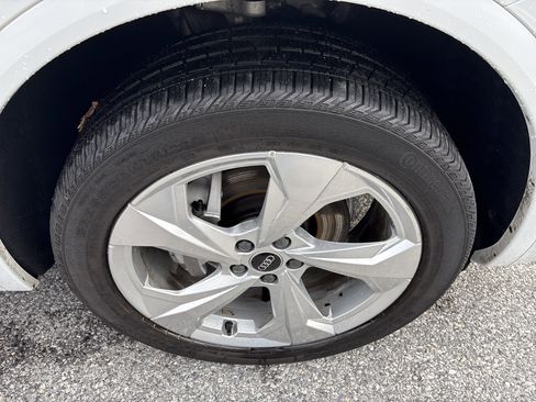 Used 2021 Audi Q5 Premium Plus w/ Premium Plus Package image 34